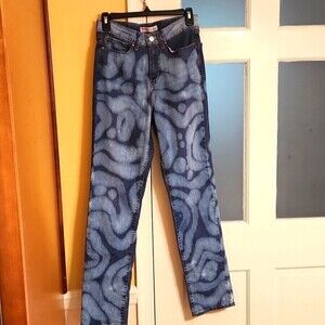 Signature Levi Strauss Women's High-Rise Straight Leg Jeans Size 27 US 4